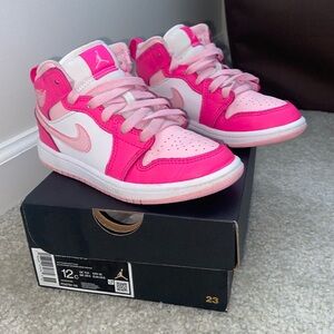 Little kids mid Jordan 1’s